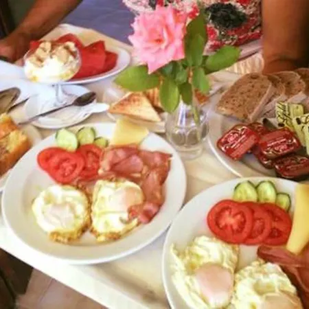 Saint George Guest house Rodakino
