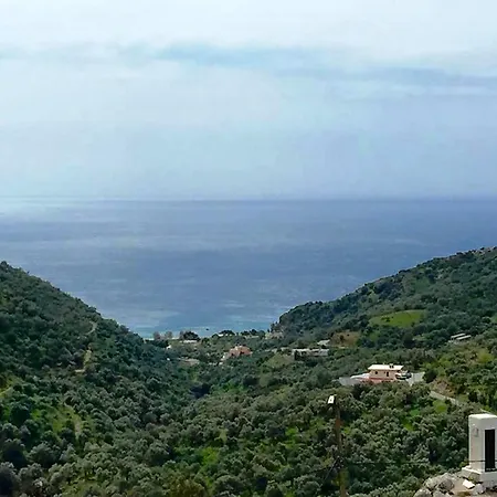 בית הארחה Saint George רודאקינון
